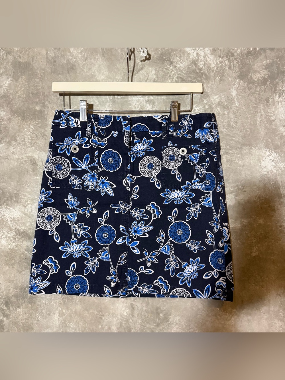 LOFT Navy Mini Skirt with Blue & White Floral Print (love 22)